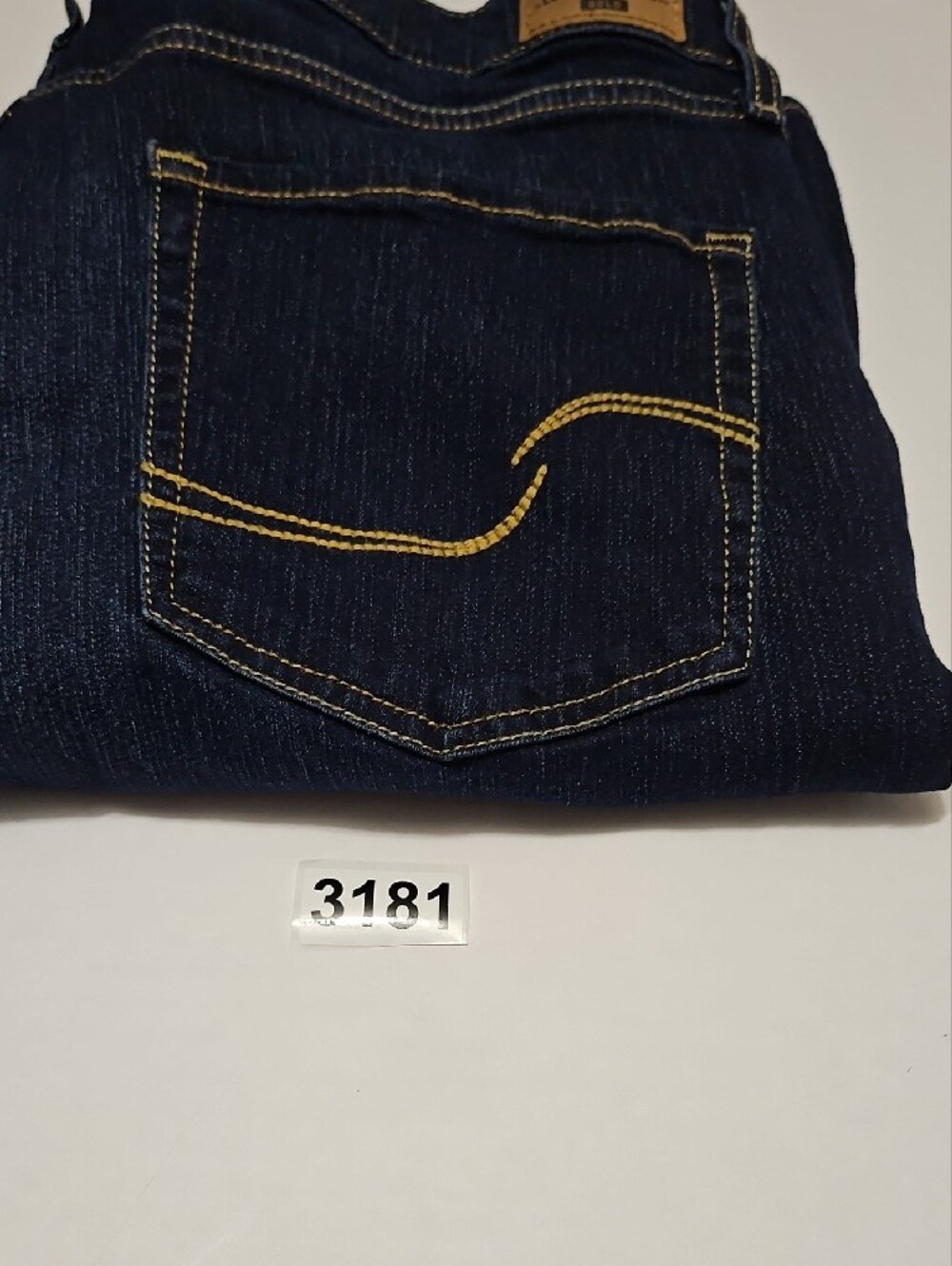 Levi's Dark Blue Mid Rise Bootcut Women's Stretch Jeans Size 20S 35x30 - Picture 13 of 13